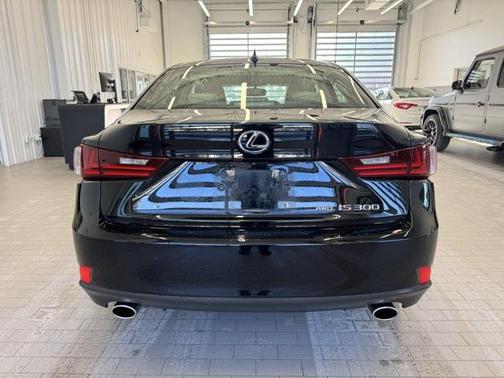 2016 Lexus IS 300 Base