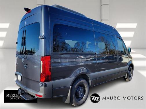 2025 Mercedes-Benz Sprinter 2500 Standard Roof