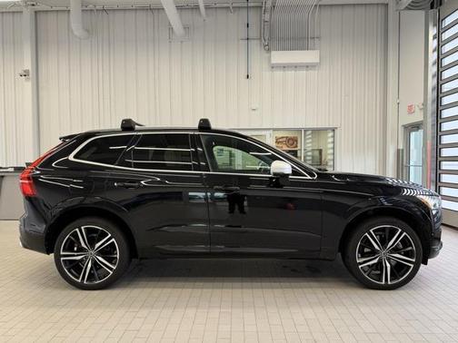 2019 Volvo XC60 T6 R-Design