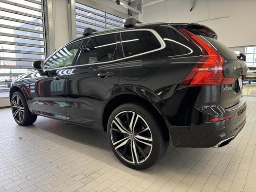 2019 Volvo XC60 T6 R-Design