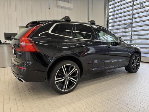 2019 Volvo XC60 T6 R-Design