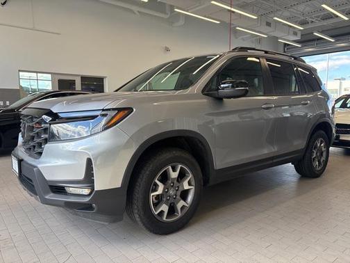 2022 Honda Passport AWD TrailSport