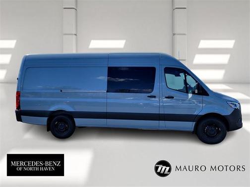 2025 Mercedes-Benz Sprinter 2500 Cargo 170 WB