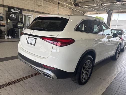 2024 Mercedes-Benz GLC 300 4MATIC