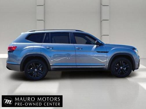 Platinum Gray Metallic 2023 Volkswagen Atlas 3.6 V6 SEL R-Line Black