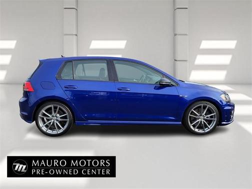 2017 Volkswagen Golf R 2.0T DSG
