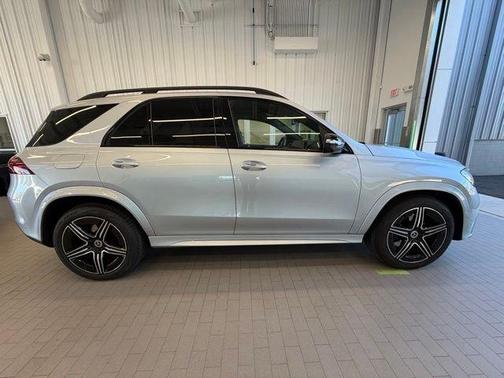 2025 Mercedes-Benz GLE 450e 4MATIC