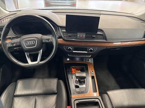 2022 Audi Q5 e 55 S line Premium Plus