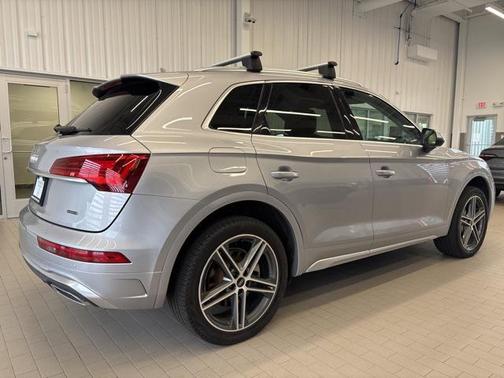 2022 Audi Q5 e 55 S line Premium Plus