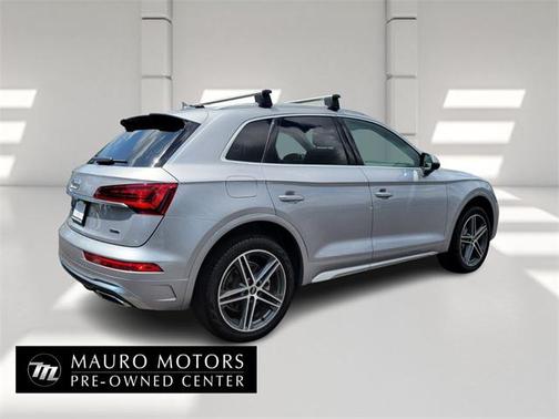 2022 Audi Q5 e 55 S line Premium Plus