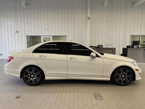 2013 Mercedes-Benz C-Class C 300 4MATIC Luxury
