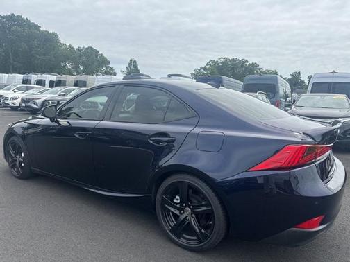 2018 Lexus IS 300 Base