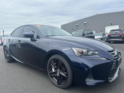 2018 Lexus IS 300 Base