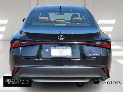 2022 Lexus IS 300 Base