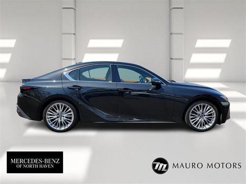 2022 Lexus IS 300 Base