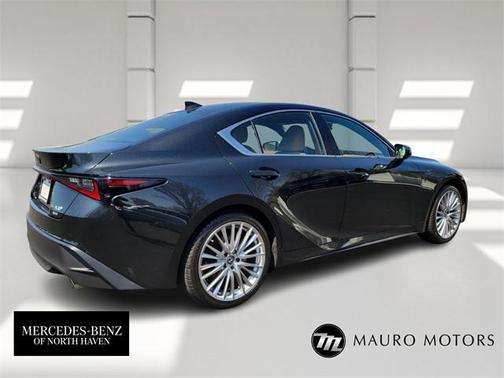 2022 Lexus IS 300 Base