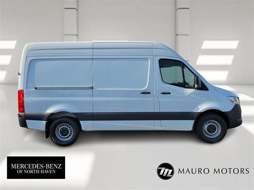 2025 Mercedes-Benz Sprinter 2500 Standard Roof