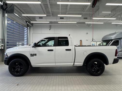 2022 RAM 1500 Classic Warlock Quad Cab 4x4 6'4' Box