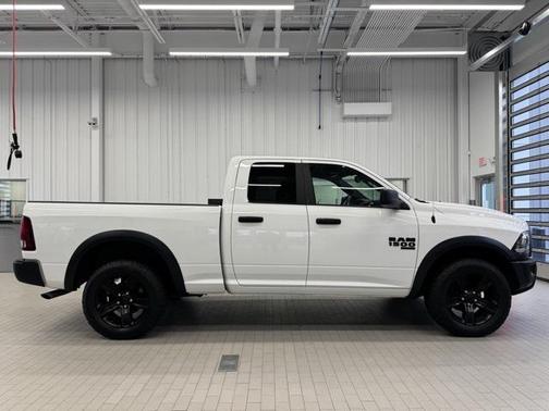 2022 RAM 1500 Classic Warlock Quad Cab 4x4 6'4' Box
