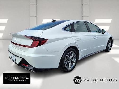 2022 Hyundai SONATA SEL