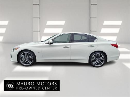 2015 INFINITI Q50 Sport