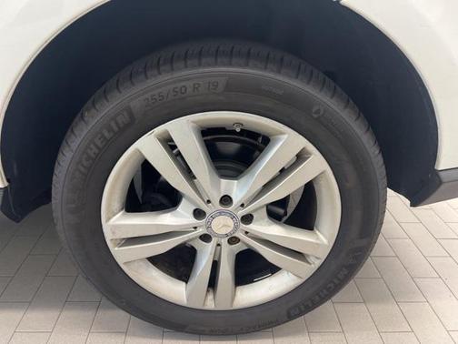 2015 Mercedes-Benz M-Class 4MATIC
