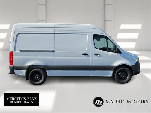 2025 Mercedes-Benz Sprinter 2500 Standard Roof
