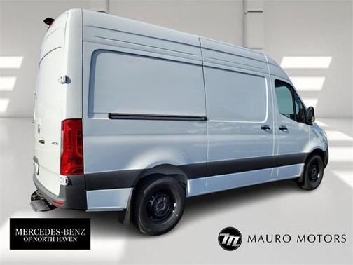 2025 Mercedes-Benz Sprinter 2500 Standard Roof
