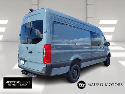 2025 Mercedes-Benz Sprinter 2500 High Roof