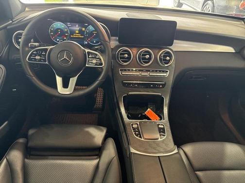 2021 Mercedes-Benz GLC 300 4MATIC