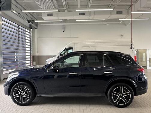 2023 Mercedes-Benz GLC 300 4MATIC