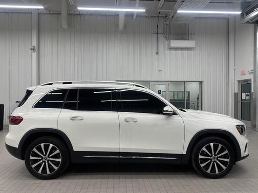 2023 Mercedes-Benz GLB 250 4MATIC