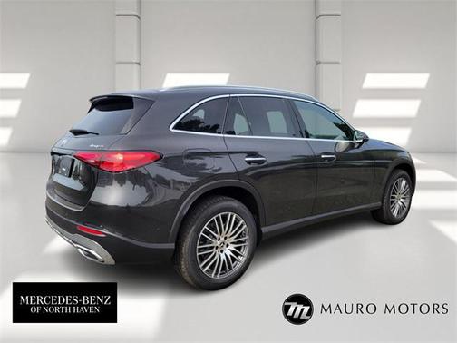 2026 Mercedes-Benz GLC 300 4MATIC