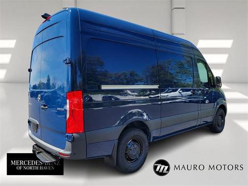 2025 Mercedes-Benz Sprinter 2500 Standard Roof