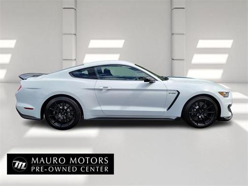 2018 Ford Shelby GT350 Base