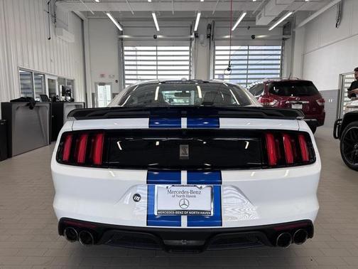 2018 Ford Shelby GT350 Base