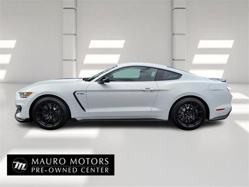 2018 Ford Shelby GT350 Base