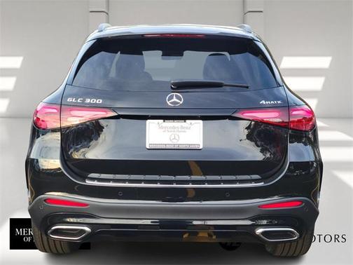 2026 Mercedes-Benz GLC 300 4MATIC