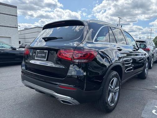 2021 Mercedes-Benz GLC 300 4MATIC