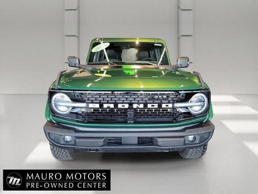 Green 2025 Ford Bronco Outer Banks