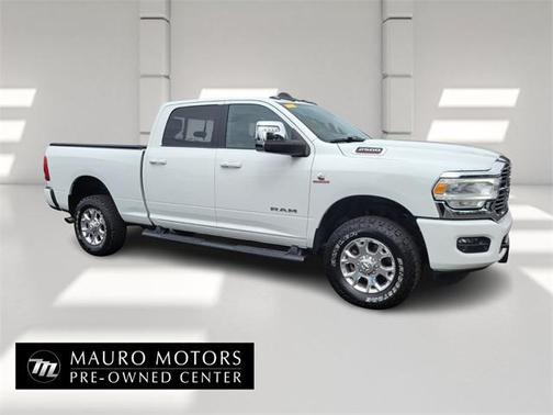 2023 RAM 2500 Laramie Crew Cab 4x4 6'4' Box