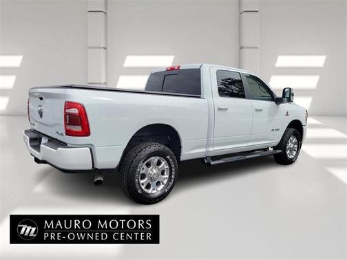 2023 RAM 2500 Laramie Crew Cab 4x4 6'4' Box