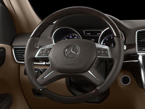 2014 Mercedes-Benz M-Class 4MATIC