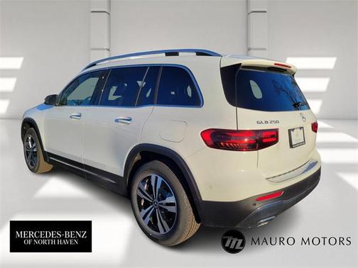 2025 Mercedes-Benz GLB 250 4MATIC