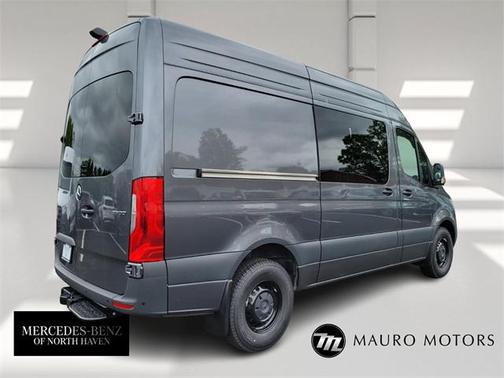 2025 Mercedes-Benz Sprinter 2500 Standard Roof