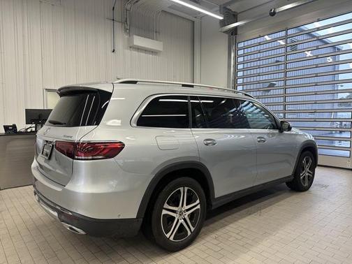 2022 Mercedes-Benz GLS 450 4MATIC
