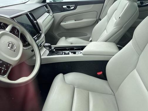 2020 Volvo XC60 T6 Inscription