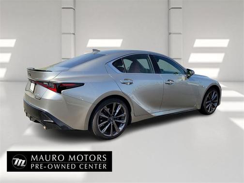 2022 Lexus IS 350 Base