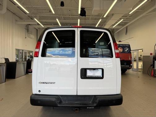 2020 Chevrolet Express 2500 RWD 2500 Regular Wheelbase WT