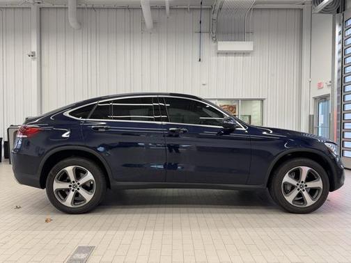 2022 Mercedes-Benz GLC 300 4MATIC Coupe